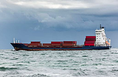 選擇國(guó)際物流公司要確保其有專業(yè)資質(zhì)