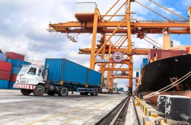 隨著國(guó)際物流貿(mào)易市場(chǎng)的拓展，國(guó)際物流公司必須有哪些素養(yǎng)？