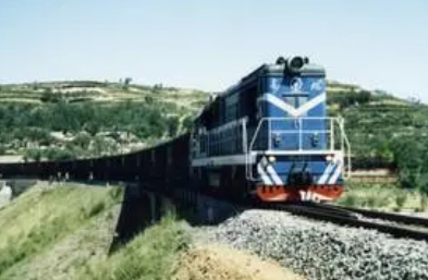 中老鐵路的建設(shè)遇到了哪些困難？它將會給國際貨運代理業(yè)帶來什么？