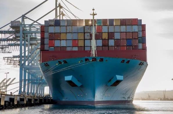 英國國際貨代行業(yè)的特點(diǎn)、挑戰(zhàn)和未來趨勢是怎樣的？