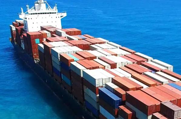 英國是如何通過優(yōu)質(zhì)服務(wù)和創(chuàng)新技術(shù)打造全球物流樞紐的？