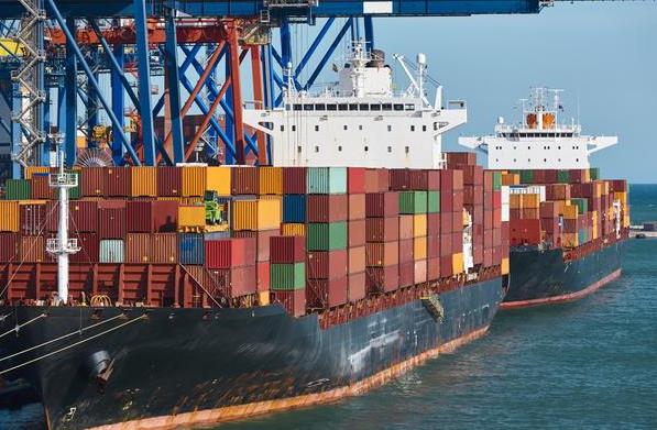 意大利是地中海沿岸非常重要的國(guó)家之一，擁有得天獨(dú)厚的海運(yùn)優(yōu)勢(shì)