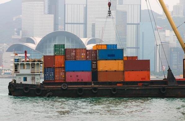 國(guó)際物流對(duì)于國(guó)際貿(mào)易的發(fā)展起到了至關(guān)重要的推動(dòng)作用