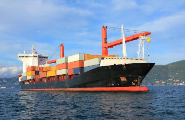 上海貨代面向全社會服務，是貨主和運力供給者之間的橋梁和紐帶