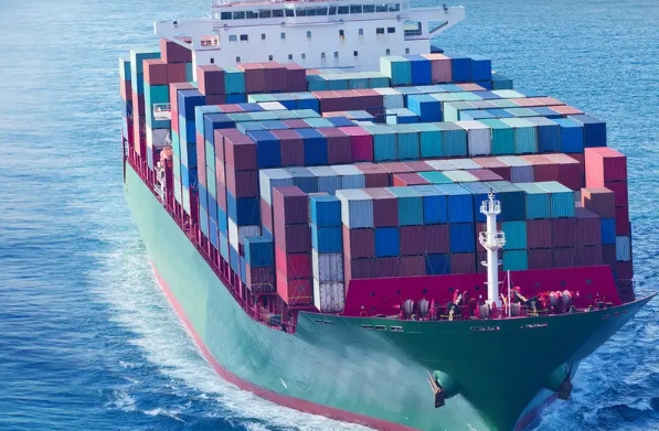 隨著全球化進程的推進，貨代行業(yè)將迎來更加廣闊的發(fā)展空間