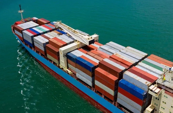 隨著全球化日益加深，國際貨運(yùn)成為了連接世界各地經(jīng)濟(jì)的重要紐帶