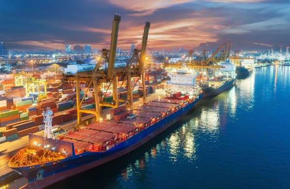 非洲這片充滿神秘與活力的土地，正逐漸成為國(guó)際貿(mào)易的新熱點(diǎn)