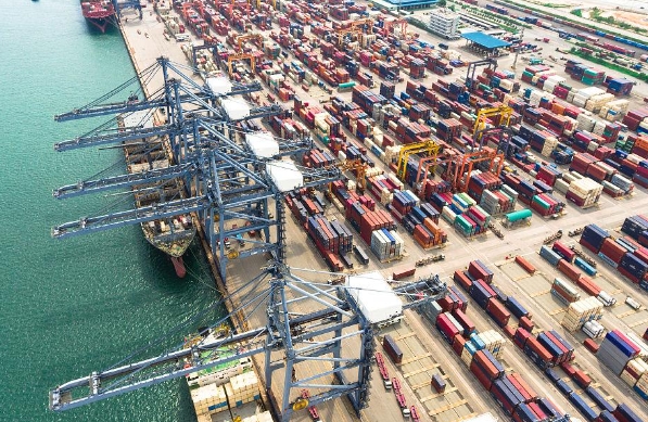 美國海運是美國國內(nèi)經(jīng)濟發(fā)展強大引擎，也是推動國際貿(mào)易的重要力量