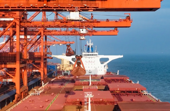 隨著市場的持續(xù)拓展，上海貨代行業(yè)將繼續(xù)發(fā)揮其智慧舞者的角色