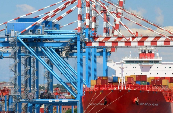 貨代公司是推動全球經(jīng)濟(jì)一體化、促進(jìn)可持續(xù)發(fā)展的重要力量