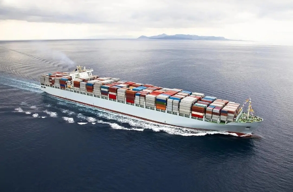 從原材料的采購到成品的銷售，國際物流運輸貫穿了整個供應(yīng)鏈